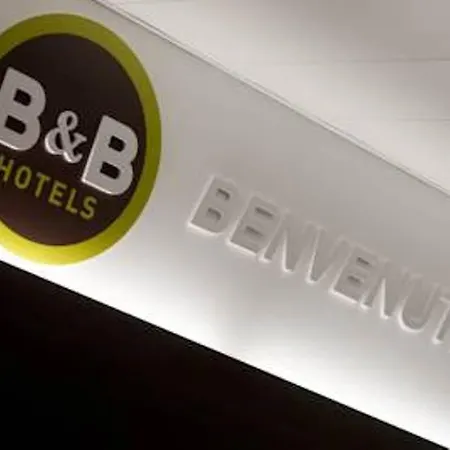 Готель B&B Hotel Verona Верона