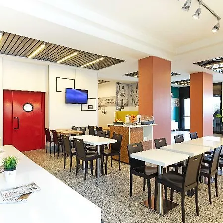 B&B Hotel Verona Верона