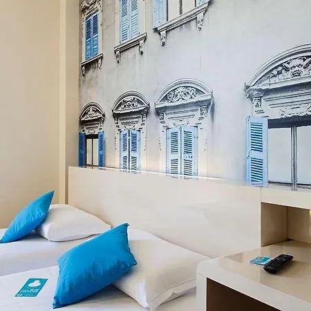 B&B Hotel Verona Готель Верона