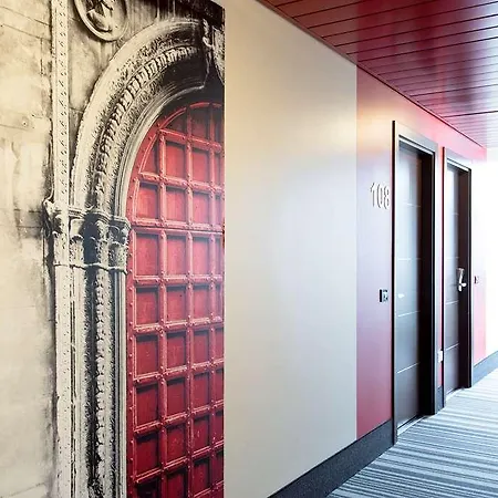 Готель B&B Hotel Verona